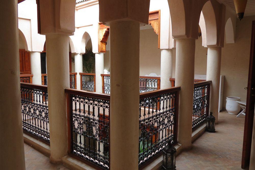 Riad Awinati Location Privatisee ,Piscine Chauffee , Beau Rooftop Marrakesh Exterior photo