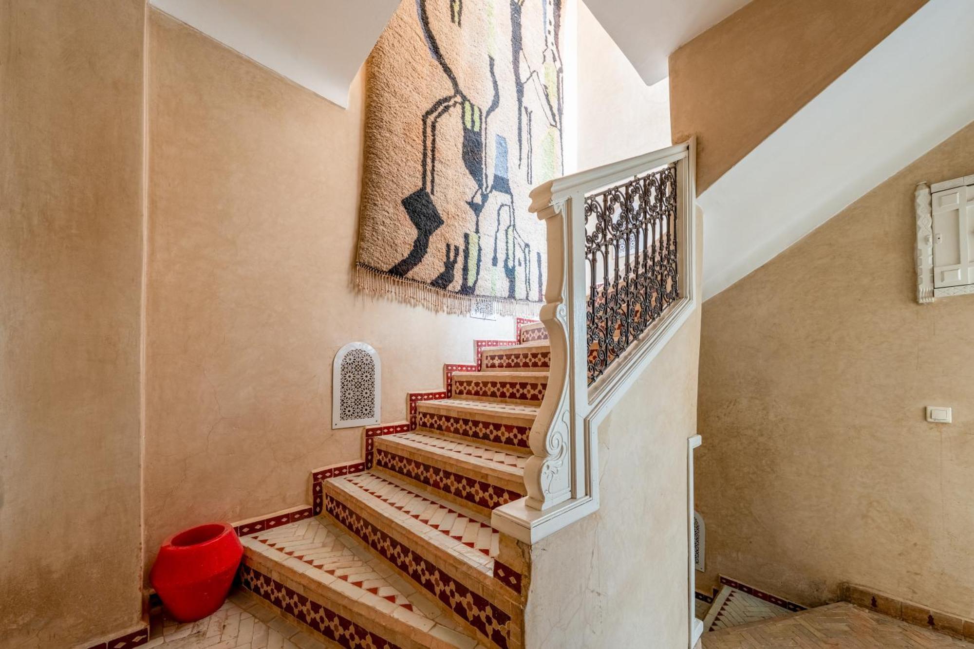 Riad Awinati Location Privatisee ,Piscine Chauffee , Beau Rooftop Marrakesh Exterior photo