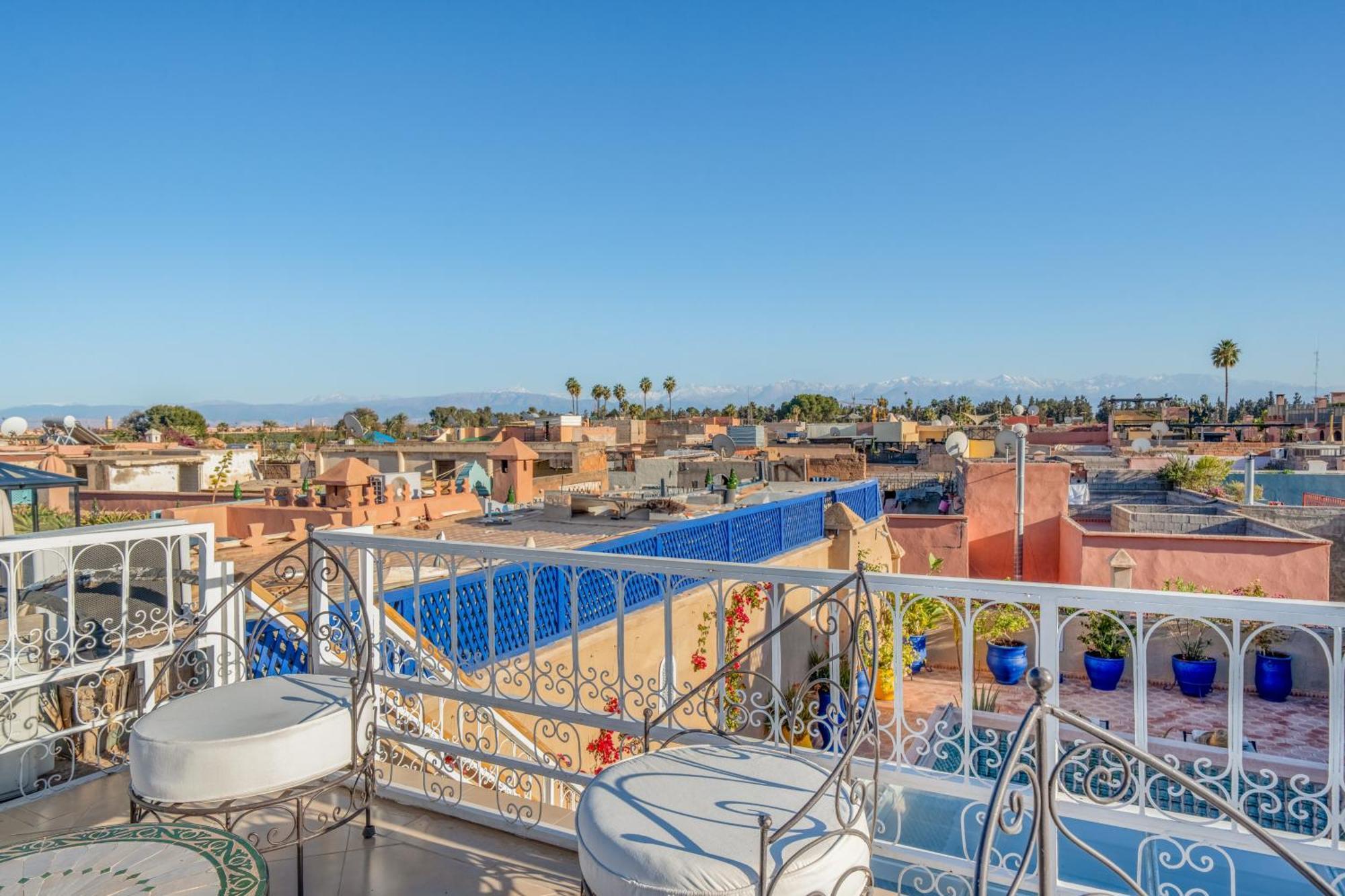 Riad Awinati Location Privatisee ,Piscine Chauffee , Beau Rooftop Marrakesh Exterior photo