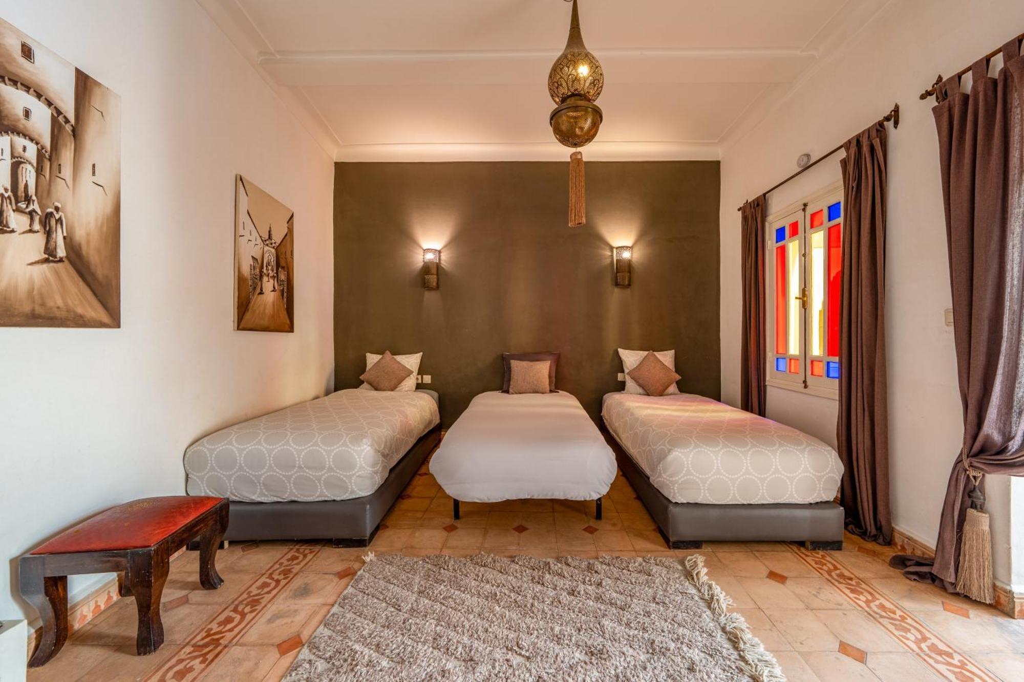 Riad Awinati Location Privatisee ,Piscine Chauffee , Beau Rooftop Marrakesh Exterior photo