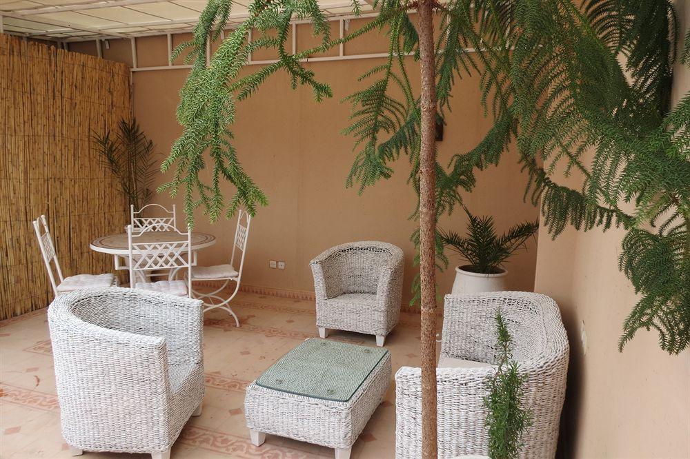 Riad Awinati Location Privatisee ,Piscine Chauffee , Beau Rooftop Marrakesh Exterior photo
