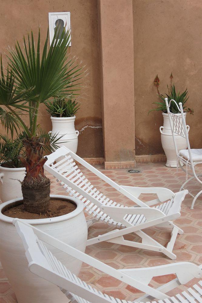Riad Awinati Location Privatisee ,Piscine Chauffee , Beau Rooftop Marrakesh Exterior photo
