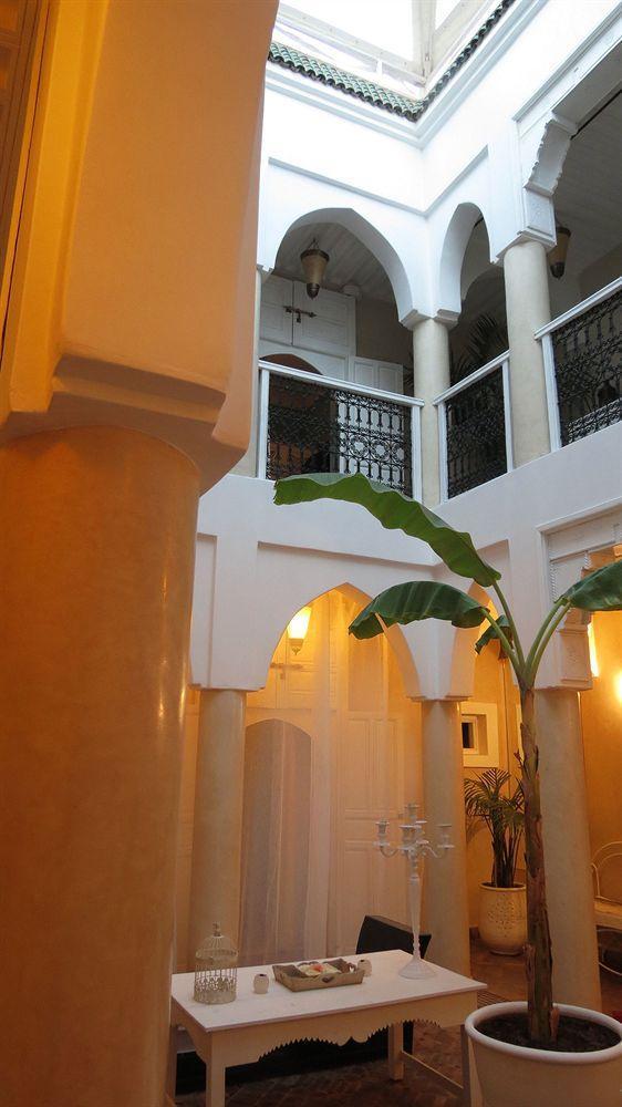 Riad Awinati Location Privatisee ,Piscine Chauffee , Beau Rooftop Marrakesh Exterior photo